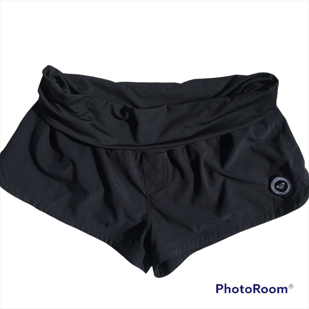 EUC Roxy boardshorts